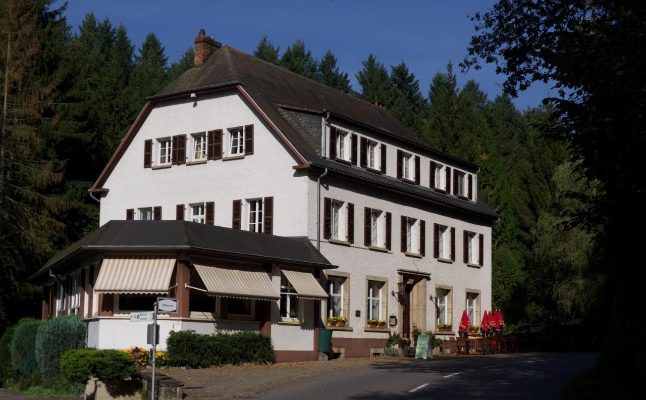 Hostellerie De La Vallee Heffingen Exterior photo