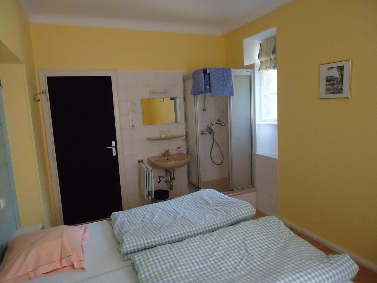 Hostellerie De La Vallee Heffingen Room photo